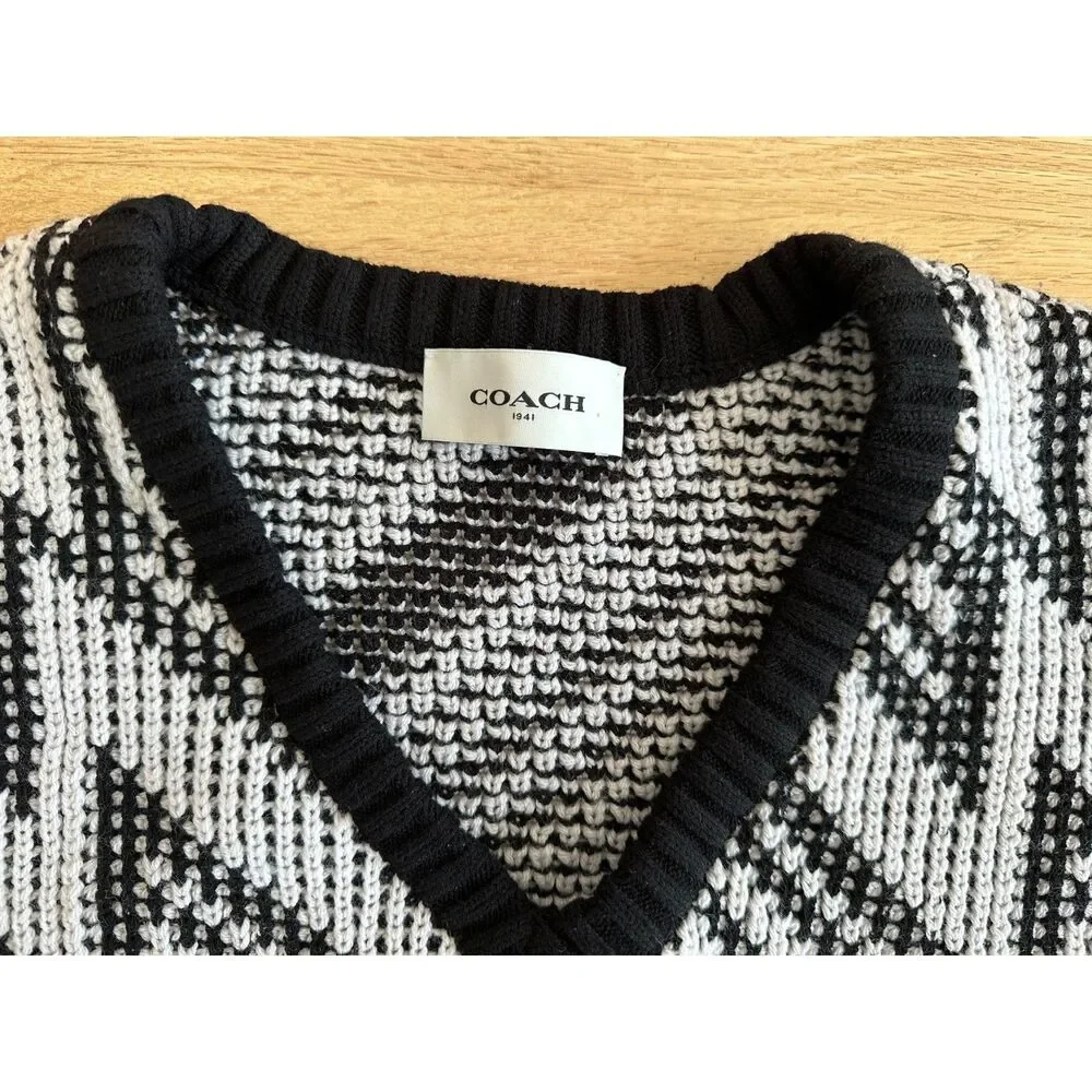 Coach Black White Geometric Chevron Knit V-Neck Sweater Pullover Men's size M
